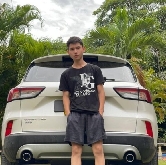 Meet your Posher, Juan - Picture 1 of 1